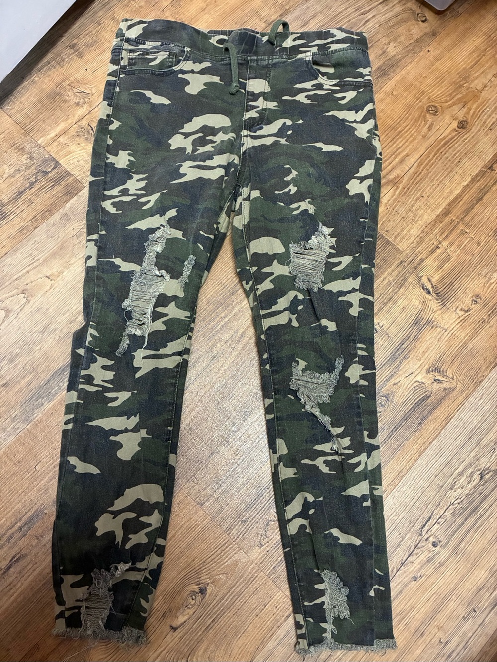 YMI Women’s Skinny Distressed Camo Jeans - Green